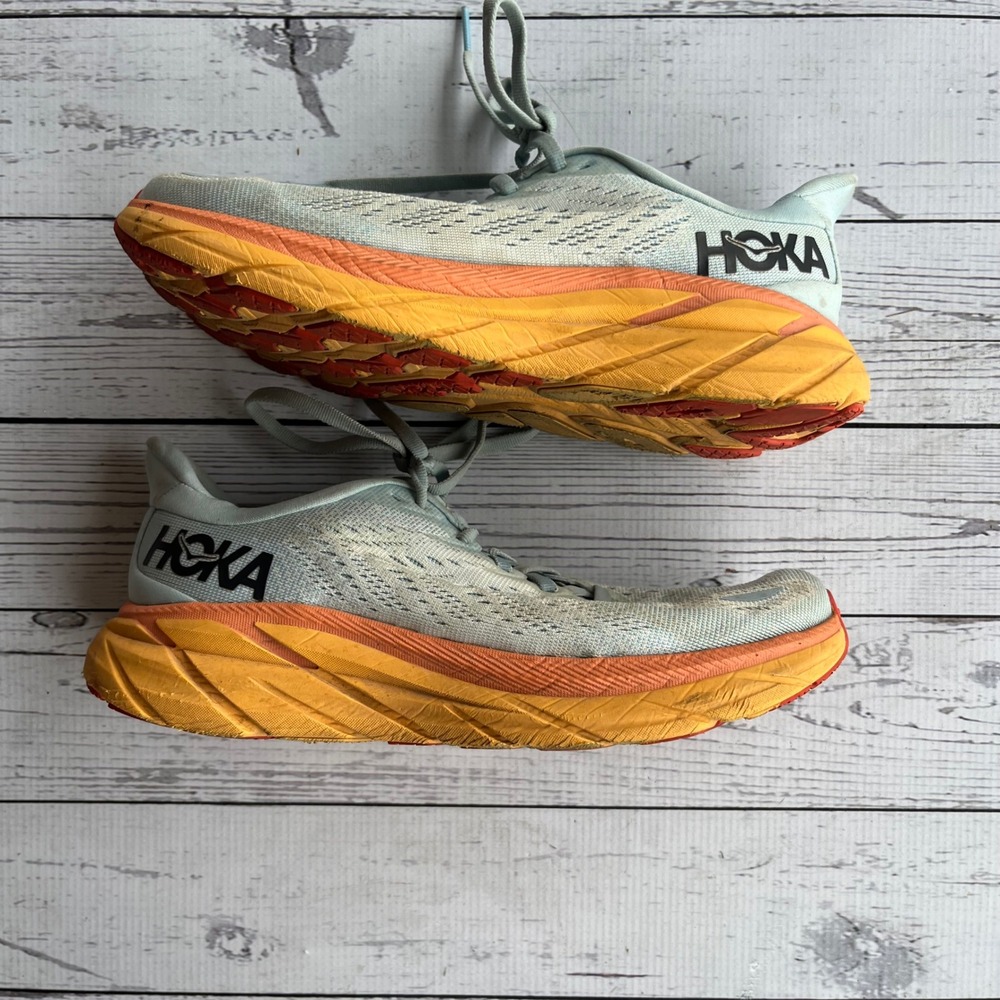 Hoka Clifton 8 Running Jogging Shoes‎ Athleisure Gorpcore Women's Size 7D